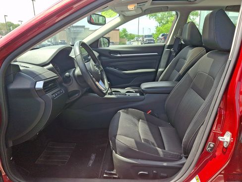 Used 2020 Nissan Altima 2.5 SV FWD image 13