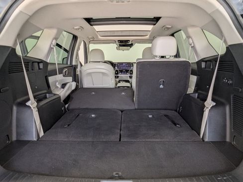 Used 2022 Kia Sorento S w/ Panoramic Sunroof Package AWD/4WD image 28