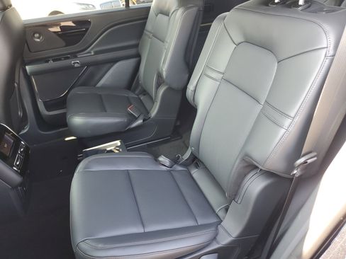 New 2026 Lincoln Aviator AWD image 26