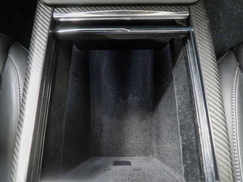 Used 2021 Tesla Model S Plaid image 32