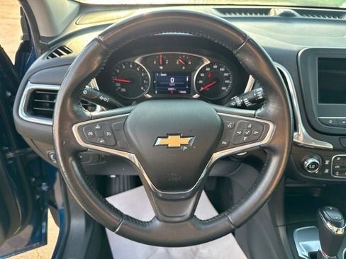 Used 2019 Chevrolet Equinox LT FWD image 12