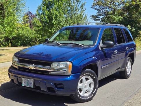 Used 2002 Chevrolet TrailBlazer LS w/ Preferred Equipment Group image 9