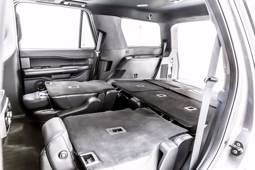 Used 2020 Ford Expedition XLT w/ Equipment Group 202A RWD image 36