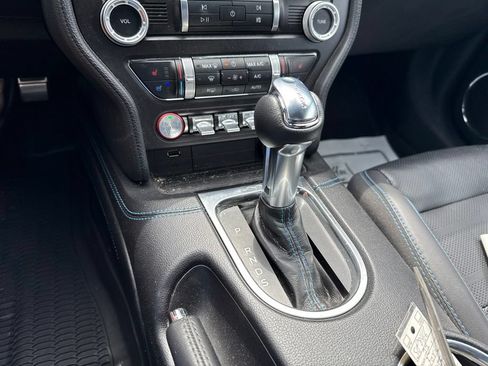 Used 2022 Ford Mustang GT Premium w/ Equipment Group 401A RWD image 11
