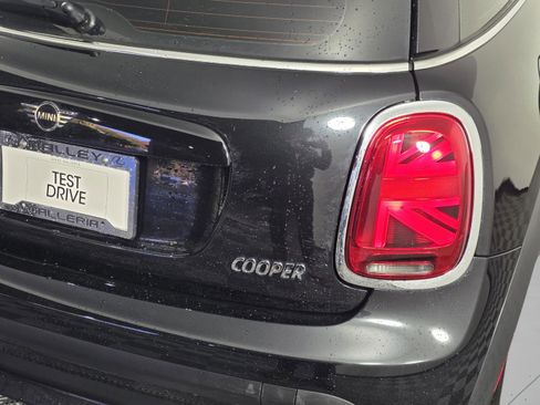 Used 2024 MINI Cooper 2-Door Hardtop image 25