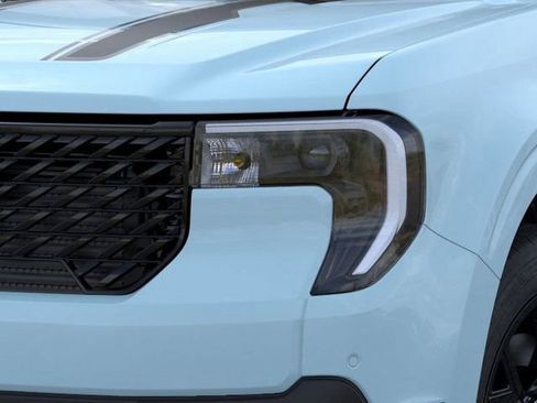 New 2026 Ford Maverick Lariat image 19