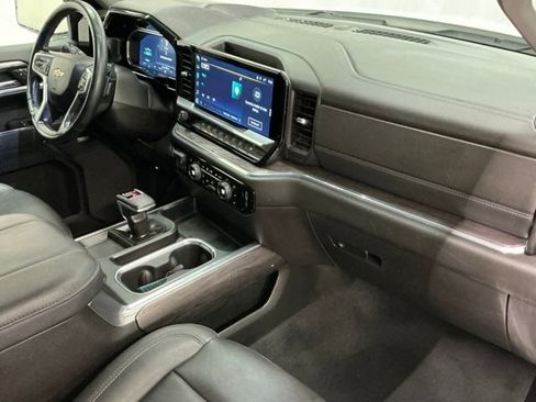 Used 2023 Chevrolet Silverado 1500 LTZ w/ LTZ Premium Package AWD/4WD image 22