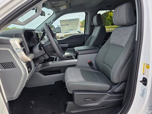 New 2026 Ford F350 XLT w/ Camper Package image 7