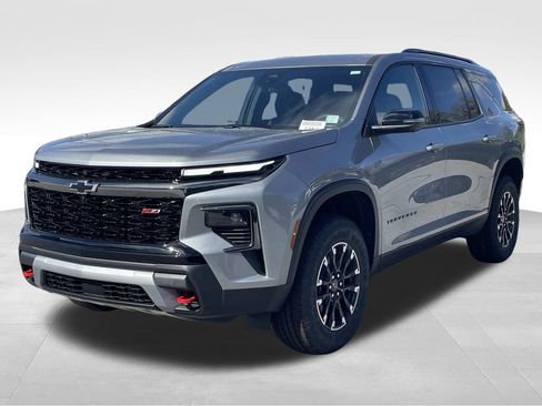New 2026 Chevrolet Traverse Z71 w/ Driver Confidence Package AWD/4WD image 8