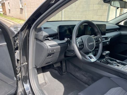Used 2025 Kia K5 LXS image 33