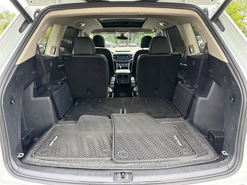 Used 2019 Volkswagen Atlas SEL Premium image 29