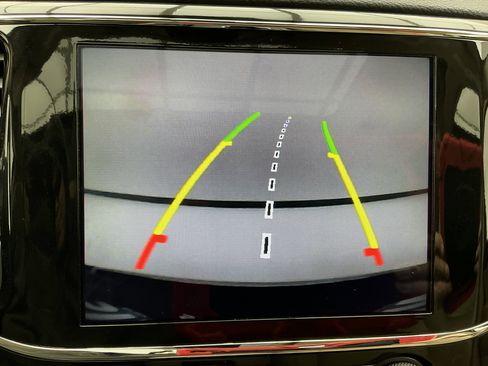 Used 2021 Jeep Grand Cherokee Limited w/ Trailer Tow Group IV image 7