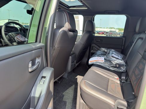 New 2026 Nissan Frontier PRO-4X w/ Pro Premium Package AWD/4WD image 31