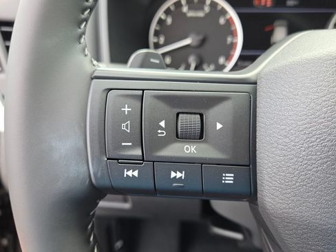 New 2026 Nissan Rogue SV FWD image 24