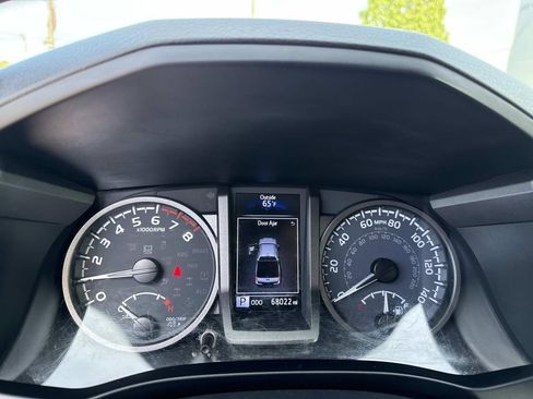 Certified 2022 Toyota Tacoma TRD Off-Road image 14