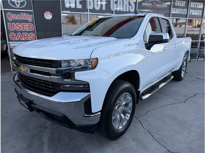 Used 2019 Chevrolet Silverado 1500 LT w/ All-Star Edition AWD/4WD image 3