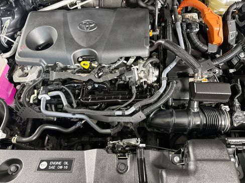 Certified 2023 Toyota RAV4 XLE Premium AWD/4WD image 33