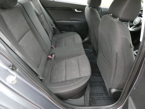Used 2020 Kia Rio S image 18