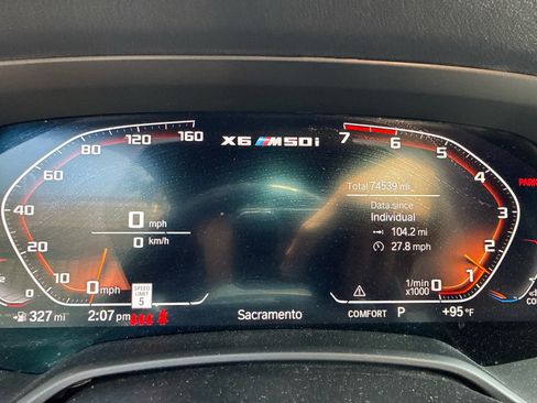 Used 2022 BMW X6 M50i w/ Premium Package AWD/4WD image 38