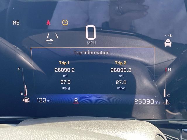 Used 2025 Chevrolet Trax ACTIV w/ Driver Confidence Package FWD image 27