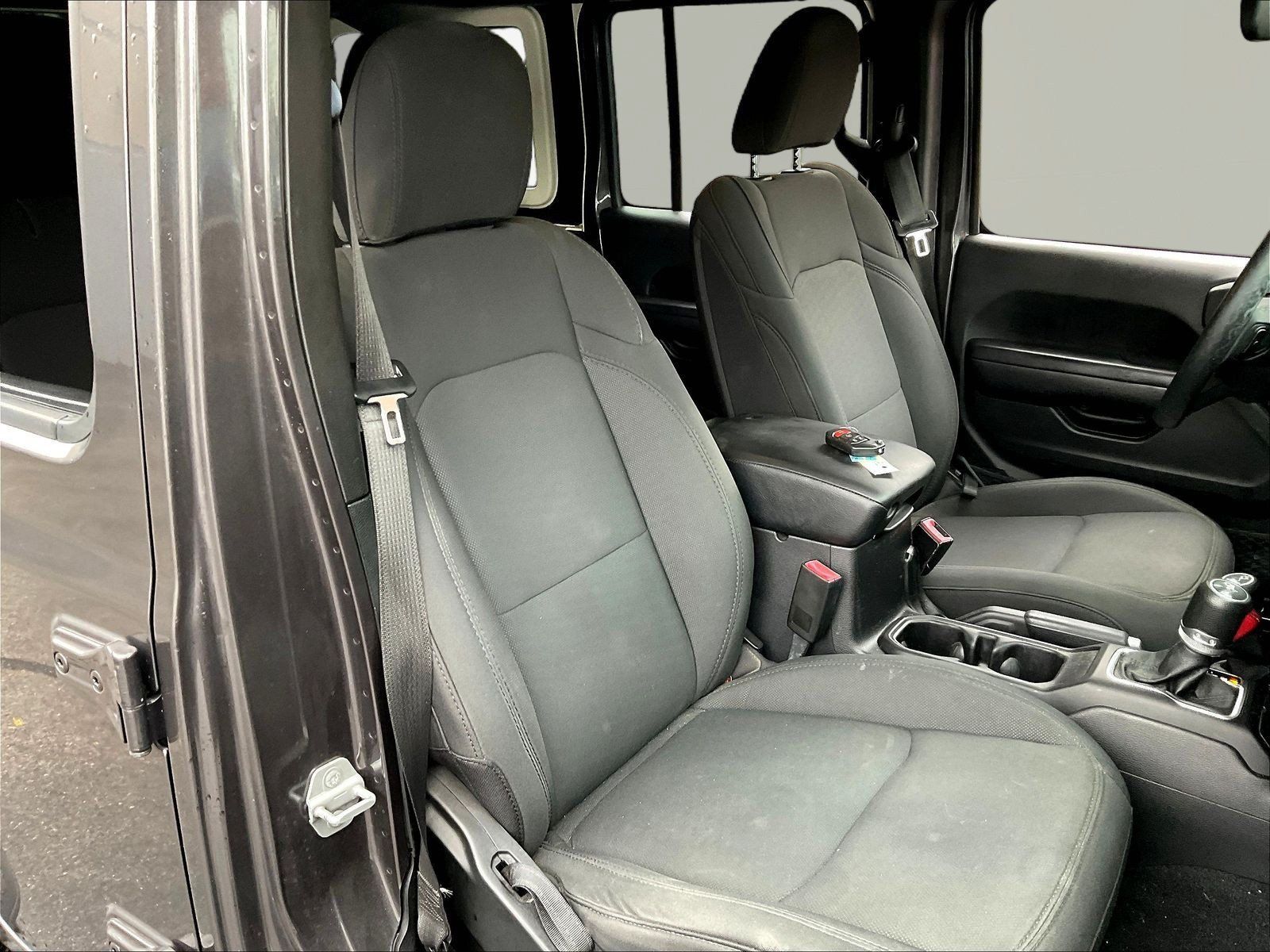 Used 2020 Jeep Wrangler Unlimited Sport AWD/4WD image 28