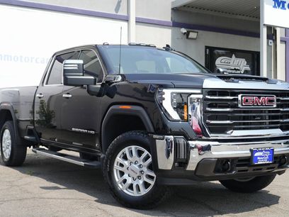 Used 2024 GMC Sierra 2500 SLT w/ SLT Premium Package