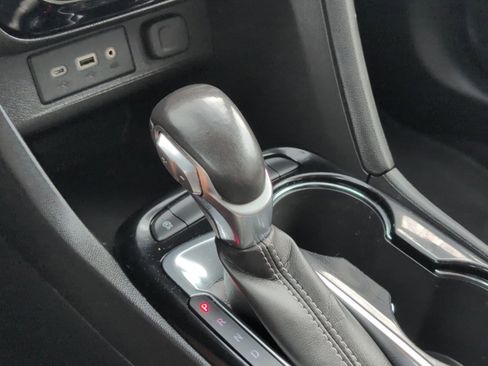 Used 2020 Buick Encore GX Select image 38