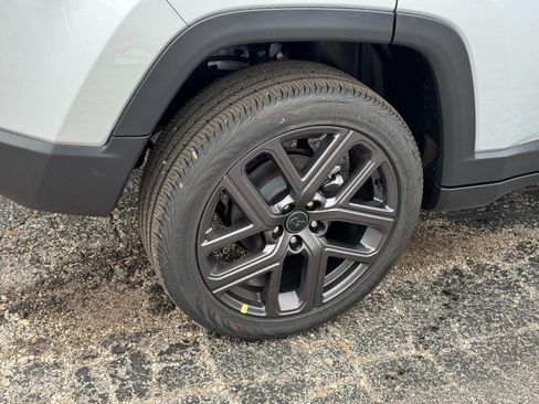 New 2026 Jeep Compass Limited AWD/4WD image 5