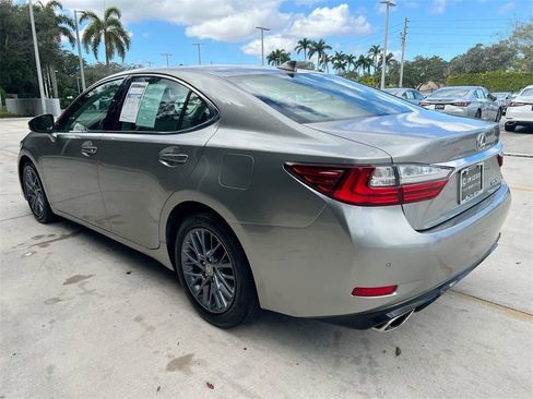 Used 2018 Lexus ES 350 image 5