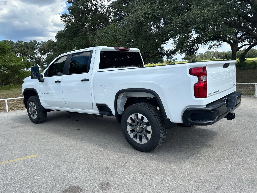 New 2026 Chevrolet Silverado 2500 Custom w/ Custom Value Package AWD/4WD image 7
