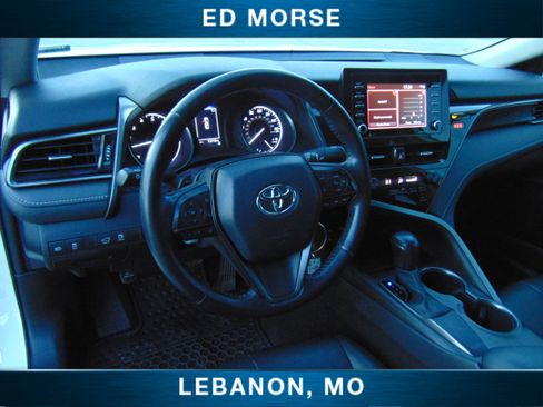 Used 2021 Toyota Camry SE image 19