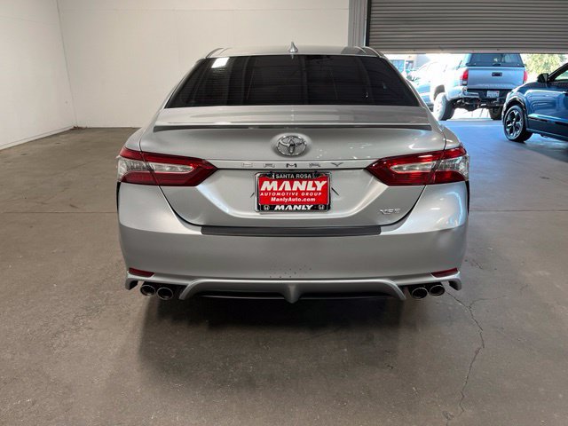 Used 2019 Toyota Camry XSE w/ Navigation Package FWD image 3