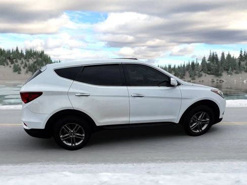Used 2018 Hyundai Santa Fe Sport image 2