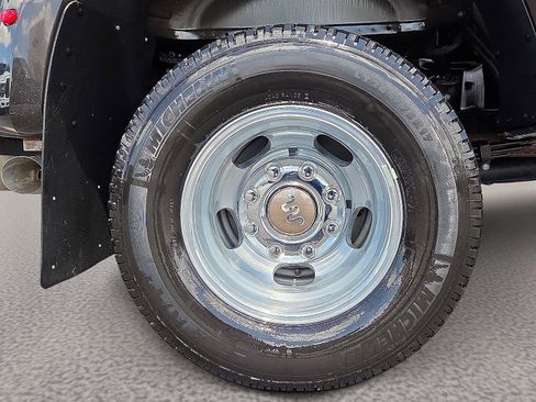 Used 2024 Ford F350 King Ranch w/ Chrome Package AWD/4WD image 10