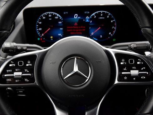 Certified 2023 Mercedes-Benz GLA 250 image 22