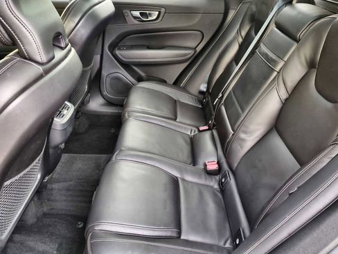 Used 2021 Volvo XC60 T5 Inscription image 20