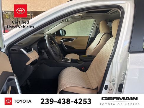 Used 2025 Toyota RAV4 XLE w/ Convenience Package AWD/4WD image 16
