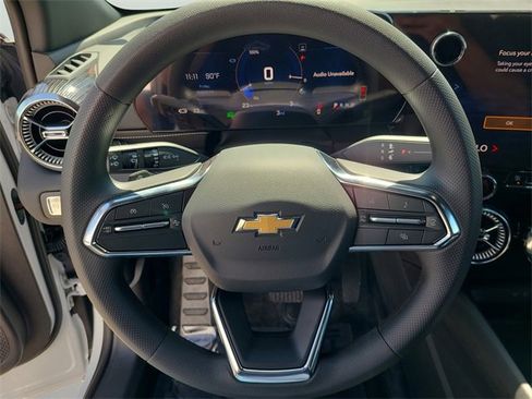 New 2025 Chevrolet Blazer EV LT image 25