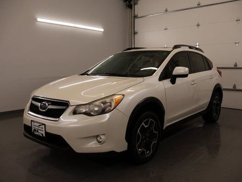 Used 2014 Subaru Crosstrek 2.0i Premium w/ Moonroof Package image 5
