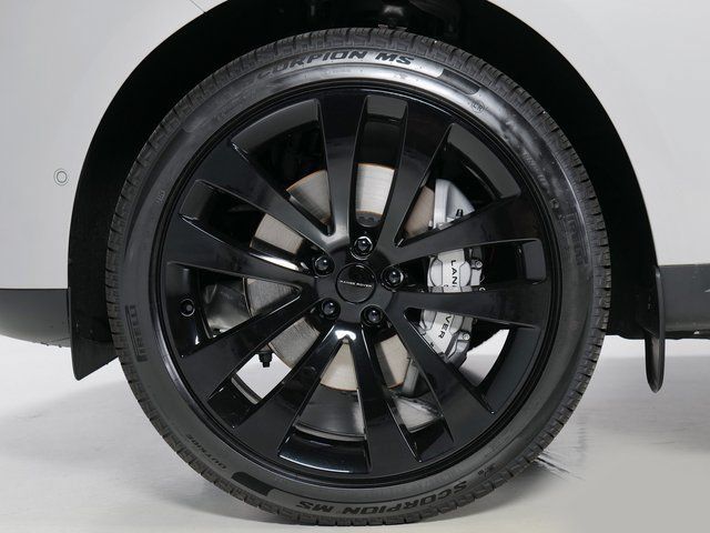 New 2026 Land Rover Range Rover Sport SE AWD/4WD image 9