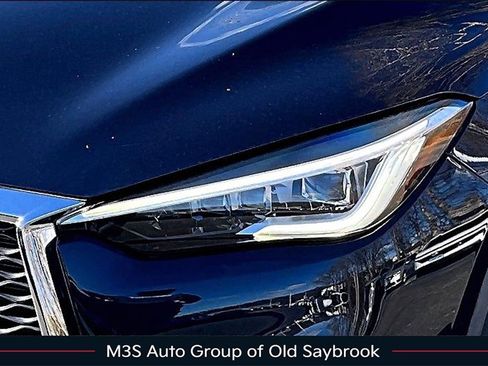 Used 2021 INFINITI QX50 Sensory w/ Cargo Package image 32