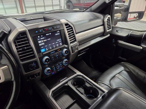 Used 2019 Ford F350 Platinum w/ Platinum Ultimate Package image 49