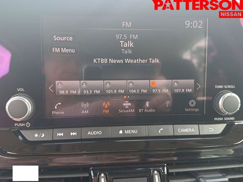 Used 2024 Nissan Pathfinder SV FWD image 7