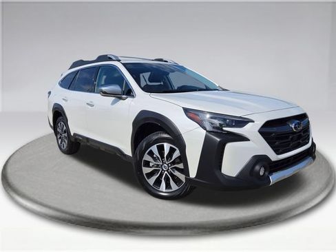 Certified 2024 Subaru Outback Touring XT AWD/4WD image 3