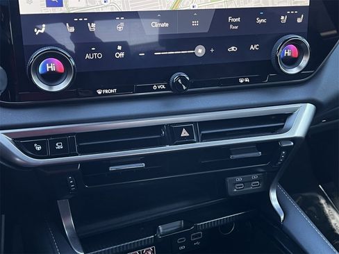 Used 2023 Lexus RX 500h F Sport w/ Accessory Package (Z1) image 18