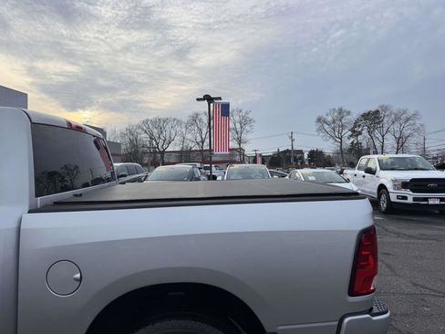 Used 2017 RAM 1500 Express image 14