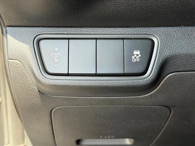 Used 2023 Kia Forte LXS FWD image 14