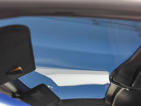 Used 2004 Chevrolet Corvette Coupe w/ Roof Package image 23