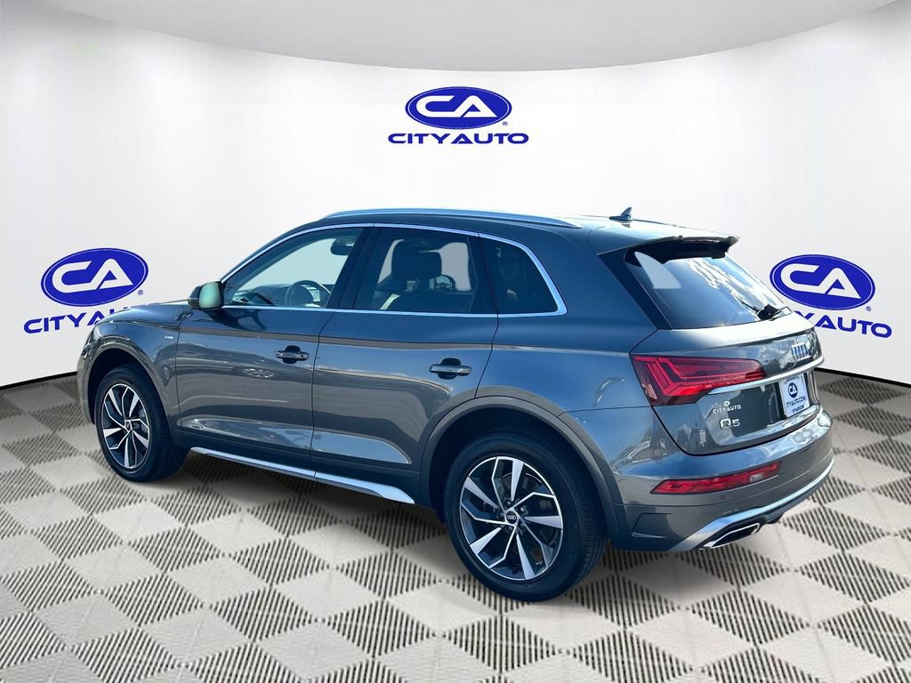 Used 2022 Audi Q5 2.0T Premium Plus w/ Premium Plus Package AWD/4WD image 6