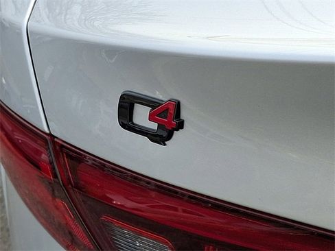 Used 2020 Alfa Romeo Giulia Base w/ Nero Edizione image 33